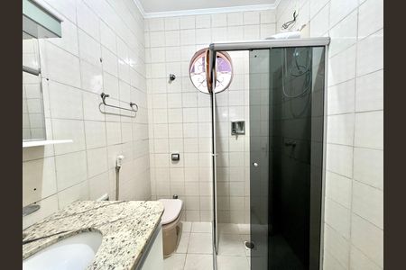 Casa para alugar com 78m², 2 quartos e 2 vagas Casa para alugar com 78m², 2 quartos e 2 vagasBanheiro Social