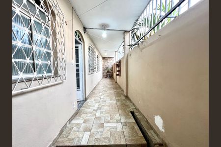 Varanda de casa para alugar com 2 quartos, 78m² em Novo Glória, Belo Horizonte