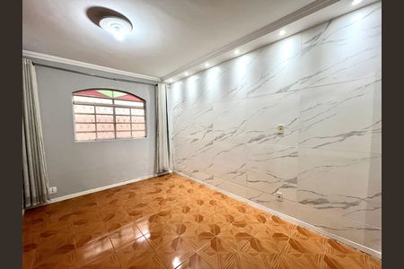 Casa para alugar com 78m², 2 quartos e 2 vagas Casa para alugar com 78m², 2 quartos e 2 vagasQuarto Suíte