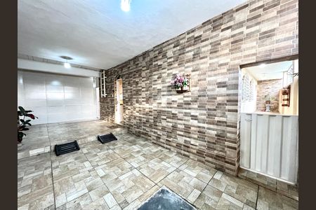 Casa para alugar com 78m², 2 quartos e 2 vagas Casa para alugar com 78m², 2 quartos e 2 vagasGaragem
