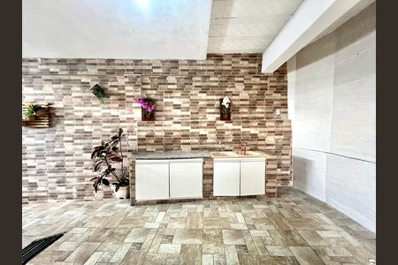 Casa para alugar com 78m², 2 quartos e 2 vagas Casa para alugar com 78m², 2 quartos e 2 vagasGaragem