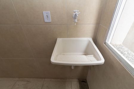 Apartamento para alugar com 39m², 2 quartos e sem vaga Apartamento para alugar com 39m², 2 quartos e sem vagaCozinha e Área de Serviço