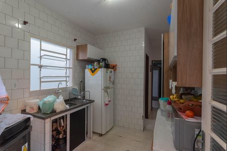 Casa à venda com 58m², 3 quartos e 3 vagas Casa à venda com 58m², 3 quartos e 3 vagasCozinha