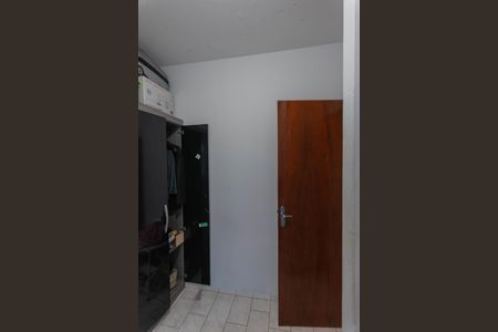 Casa à venda com 58m², 3 quartos e 3 vagas Casa à venda com 58m², 3 quartos e 3 vagasQuarto 2