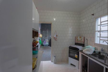 Casa à venda com 58m², 3 quartos e 3 vagas Casa à venda com 58m², 3 quartos e 3 vagasCozinha