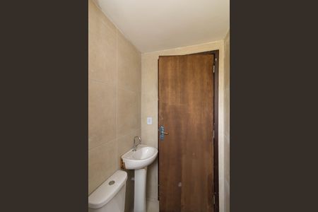 Apartamento para alugar com 39m², 2 quartos e sem vaga Apartamento para alugar com 39m², 2 quartos e sem vagaBanheiro