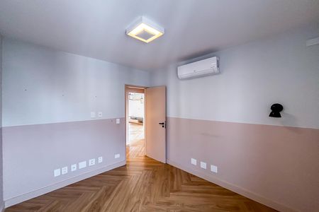 Apartamento para alugar com 100m², 3 quartos e 2 vagas