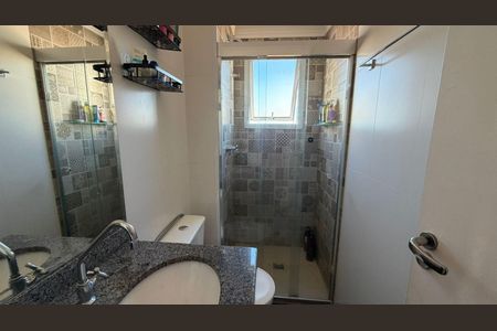 Apartamento à venda com 77m², 2 quartos e 2 vagas Apartamento à venda com 77m², 2 quartos e 2 vagasBanheiro