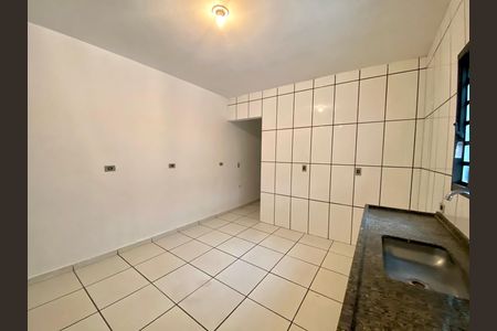 Casa para alugar com 70m², 3 quartos e 1 vaga Casa para alugar com 70m², 3 quartos e 1 vagaCozinha