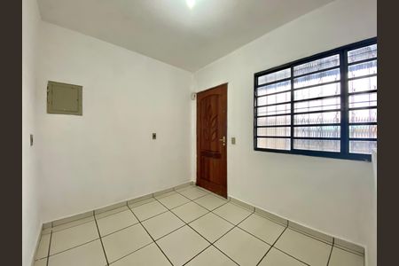 Casa para alugar com 70m², 3 quartos e 1 vaga Casa para alugar com 70m², 3 quartos e 1 vagaAnteSala