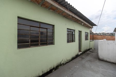 Casa para alugar com 40m², 1 quarto e sem vaga Casa para alugar com 40m², 1 quarto e sem vagaVaranda