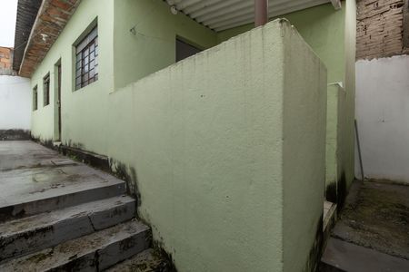 Casa para alugar com 40m², 1 quarto e sem vaga Casa para alugar com 40m², 1 quarto e sem vagaVaranda