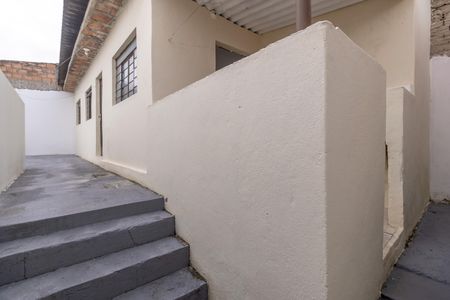 Casa para alugar com 40m², 1 quarto e sem vaga Casa para alugar com 40m², 1 quarto e sem vagaVaranda