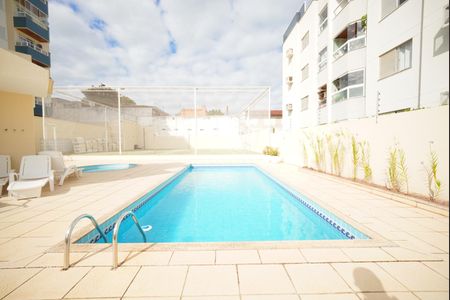 Apartamento para alugar com 100m², 3 quartos e 1 vagaPiscina