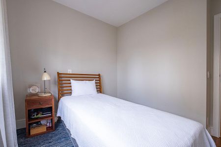 Apartamento à venda com 115m², 3 quartos e 2 vagasQuarto 2