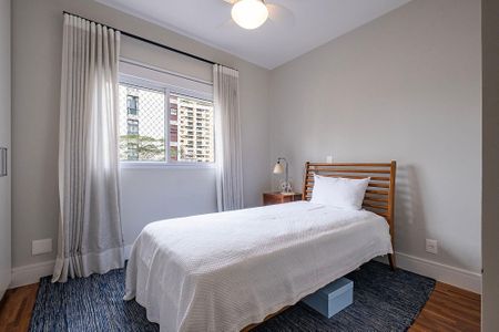 Apartamento à venda com 115m², 3 quartos e 2 vagasQuarto 2