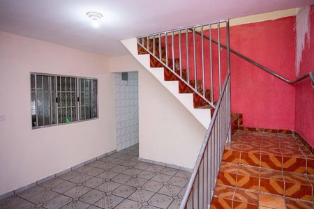 Sala de casa para alugar com 2 quartos, 79m² em Taboão, Diadema