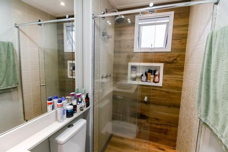 Apartamento à venda com 96m², 2 quartos e 2 vagas Apartamento à venda com 96m², 2 quartos e 2 vagasBanheiro da Suíte 2