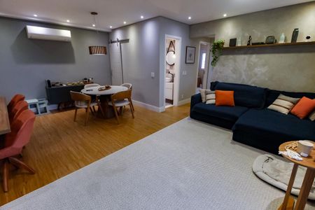 Apartamento à venda com 96m², 2 quartos e 2 vagas Apartamento à venda com 96m², 2 quartos e 2 vagasSala