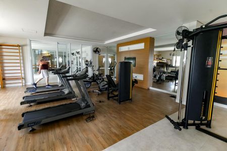 Apartamento à venda com 96m², 2 quartos e 2 vagas Apartamento à venda com 96m², 2 quartos e 2 vagasÁrea comum - Academia