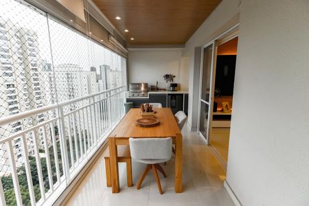 Varanda gourmet de apartamento à venda com 2 quartos, 96m² em Morumbi, São Paulo