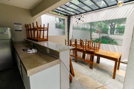 Apartamento à venda com 96m², 2 quartos e 2 vagas Apartamento à venda com 96m², 2 quartos e 2 vagasÁrea comum - Churrasqueira