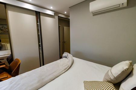 Apartamento à venda com 96m², 2 quartos e 2 vagas Apartamento à venda com 96m², 2 quartos e 2 vagasSuíte 2