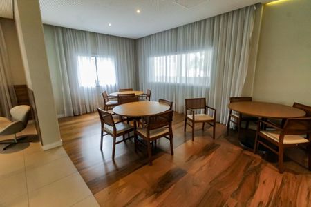 Apartamento à venda com 96m², 2 quartos e 2 vagas Apartamento à venda com 96m², 2 quartos e 2 vagasÁrea comum - Salão de festas