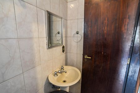 Casa à venda com 125m², 3 quartos e 2 vagas Casa à venda com 125m², 3 quartos e 2 vagasBanheiro Social