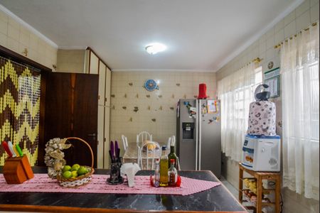 Casa à venda com 125m², 3 quartos e 2 vagas Casa à venda com 125m², 3 quartos e 2 vagasCozinha