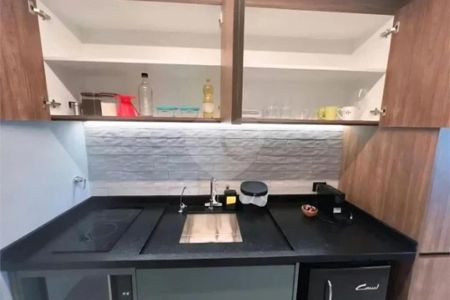 Apartamento à venda com 31m², 1 quarto e sem vaga