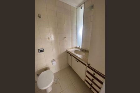 Apartamento à venda com 74m², 2 quartos e 2 vagasBanheiro 