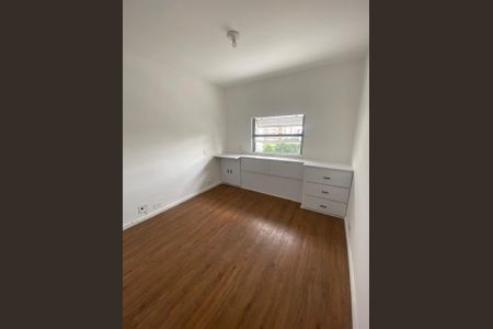 Apartamento à venda com 74m², 2 quartos e 2 vagasQuarto