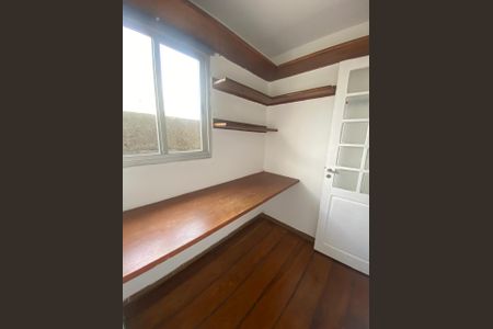 Apartamento à venda com 74m², 2 quartos e 2 vagasQuarto