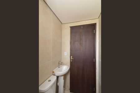 Apartamento para alugar com 39m², 2 quartos e sem vaga Apartamento para alugar com 39m², 2 quartos e sem vagaBanheiro