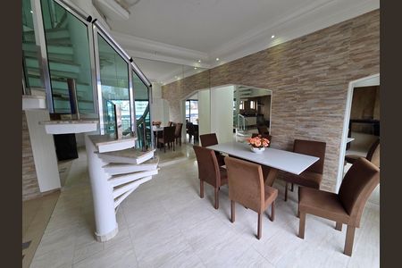 Sala de apartamento para alugar com 3 quartos, 210m² em Canto do Forte, Praia Grande