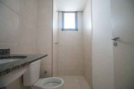 Banheiro de apartamento à venda com 1 quarto, 32m² em Santo Cristo, Rio de Janeiro