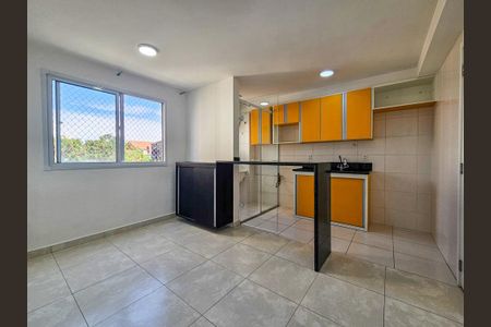 Sala/Cozinha de apartamento para alugar com 2 quartos, 40m² em Jardim Germania, São Paulo