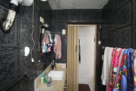 Casa para alugar com 60m², 2 quartos e sem vagaBanheiro