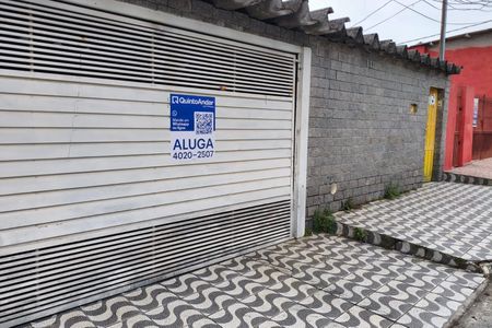 Casa para alugar com 60m², 2 quartos e sem vaga Casa para alugar com 60m², 2 quartos e sem vagaFachada