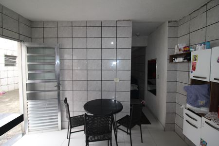Casa para alugar com 60m², 2 quartos e sem vagaCozinha