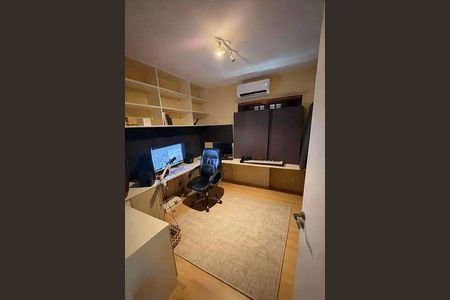 Casa à venda com 3 quartos, 135m² em Parque Ipe, São Paulo