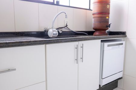 Apartamento para alugar com 88m², 3 quartos e 2 vagas Apartamento para alugar com 88m², 3 quartos e 2 vagasCozinha - Armários