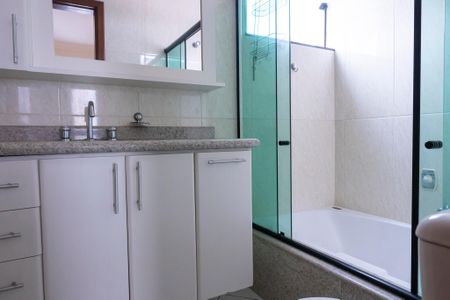 Apartamento para alugar com 88m², 3 quartos e 2 vagas Apartamento para alugar com 88m², 3 quartos e 2 vagasBanheiro da Suíte 1