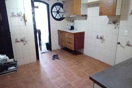 Casa de condomínio à venda com 328m², 3 quartos e 2 vagas