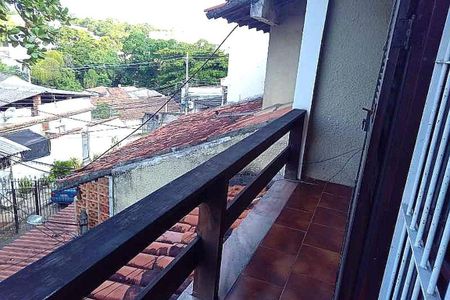Casa de condomínio à venda com 328m², 3 quartos e 2 vagas