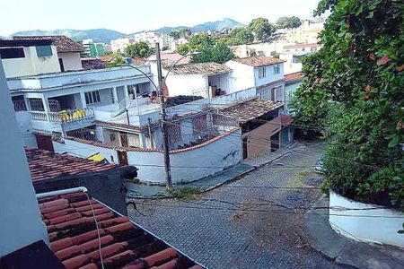 Casa de condomínio à venda com 328m², 3 quartos e 2 vagas