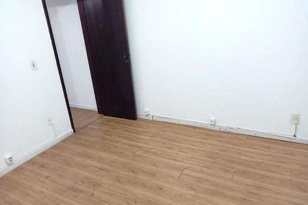 Casa de condomínio à venda com 328m², 3 quartos e 2 vagas