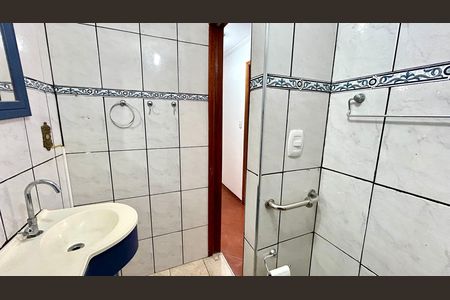 Apartamento à venda com 65m², 2 quartos e 1 vaga Apartamento à venda com 65m², 2 quartos e 1 vagaBanheiro