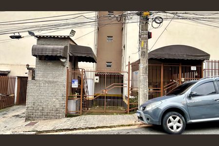 Apartamento à venda com 65m², 2 quartos e 1 vaga Apartamento à venda com 65m², 2 quartos e 1 vagaPlaca instalada na fachada do imóvel